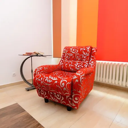 Design Mr.charles Zadar